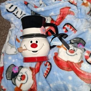 Frosty Snowman Mug And Blanket